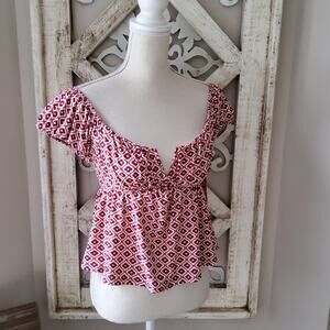 Almost Famous Women's Junior Floral V Bar Peasant Crop Top Blouson Cap Sleeve